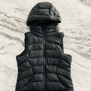 Lululemon Pack It Down Vest